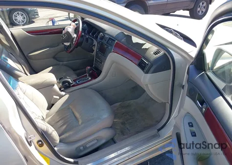 2002 Lexus Es 300 Base (A4) from USA, damaged, VIN JTHBF30G420087053